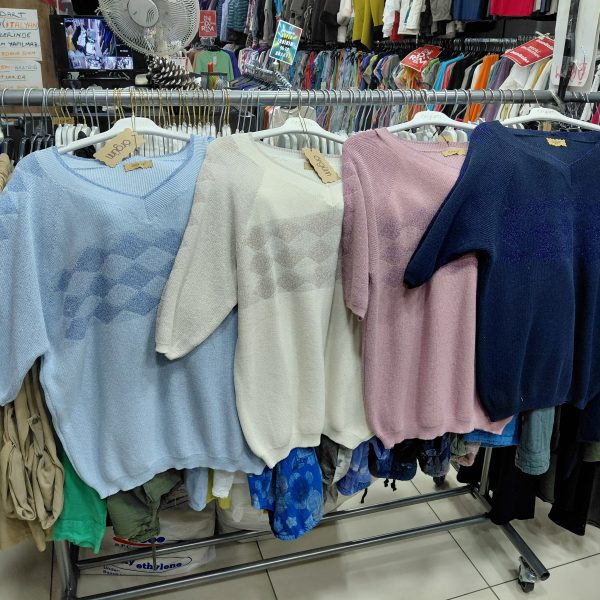 Örgüm Simli  V Yaka Triko Kazak